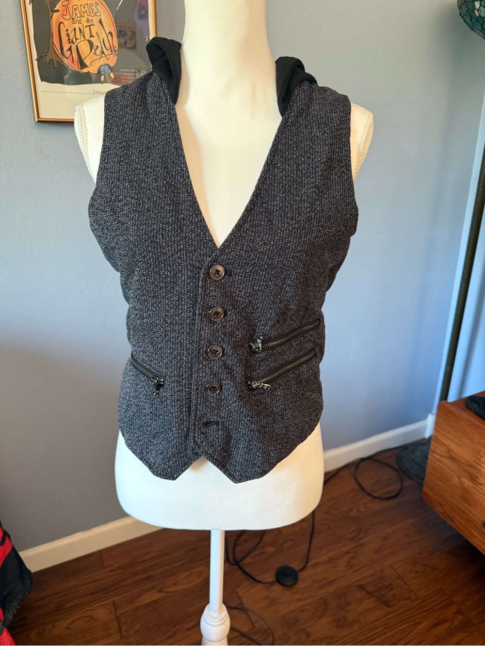 Women’s Charcoal Knit Vest with Hooded Trim